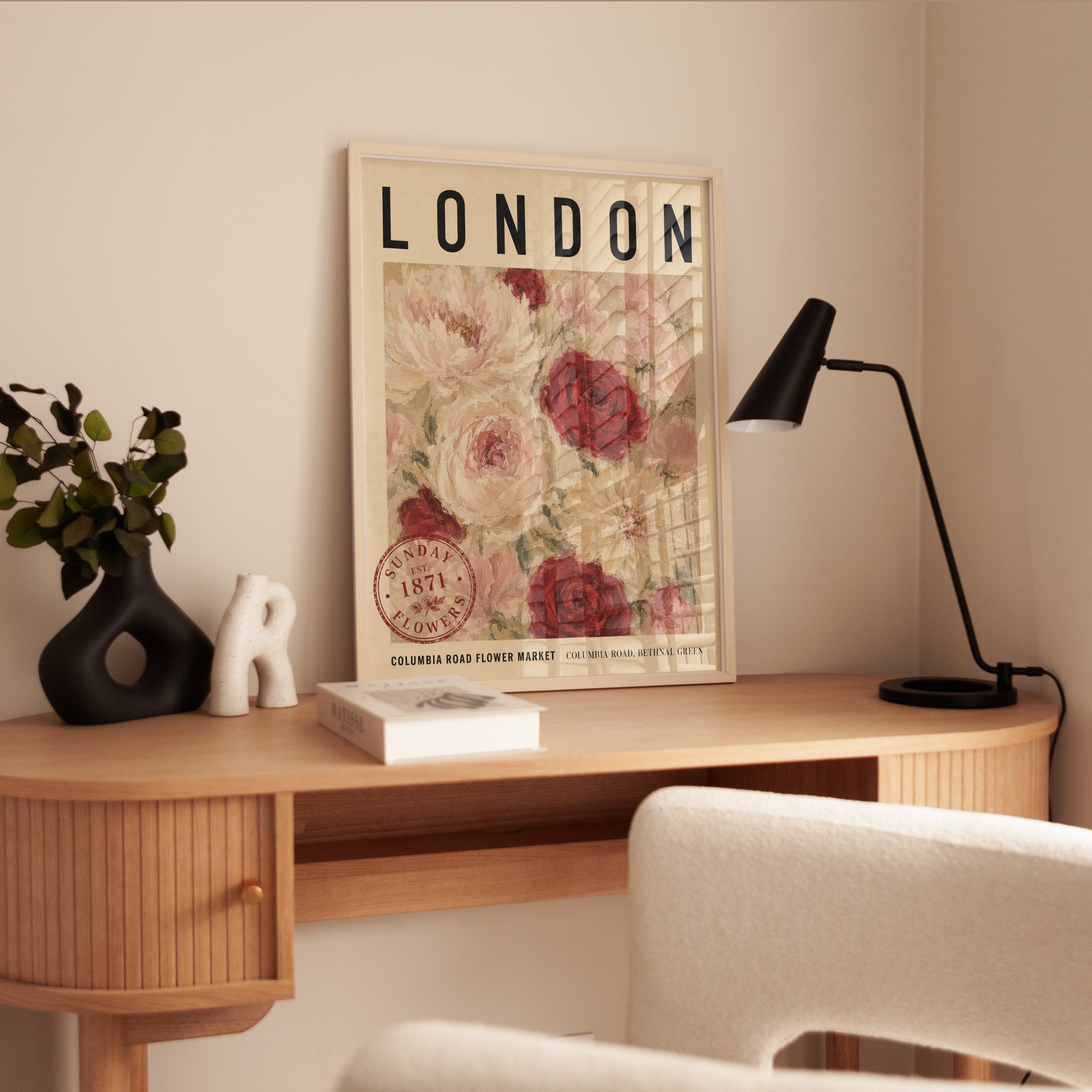 London Flower Market Poster: Vintage Floral Rose Art - interior