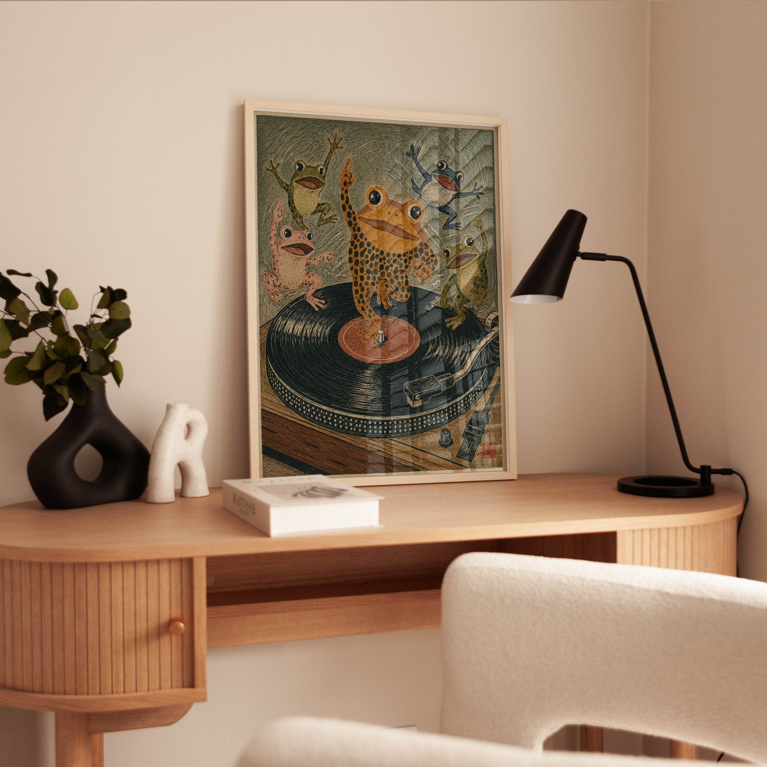 Frog Turntable Wall Art - interior