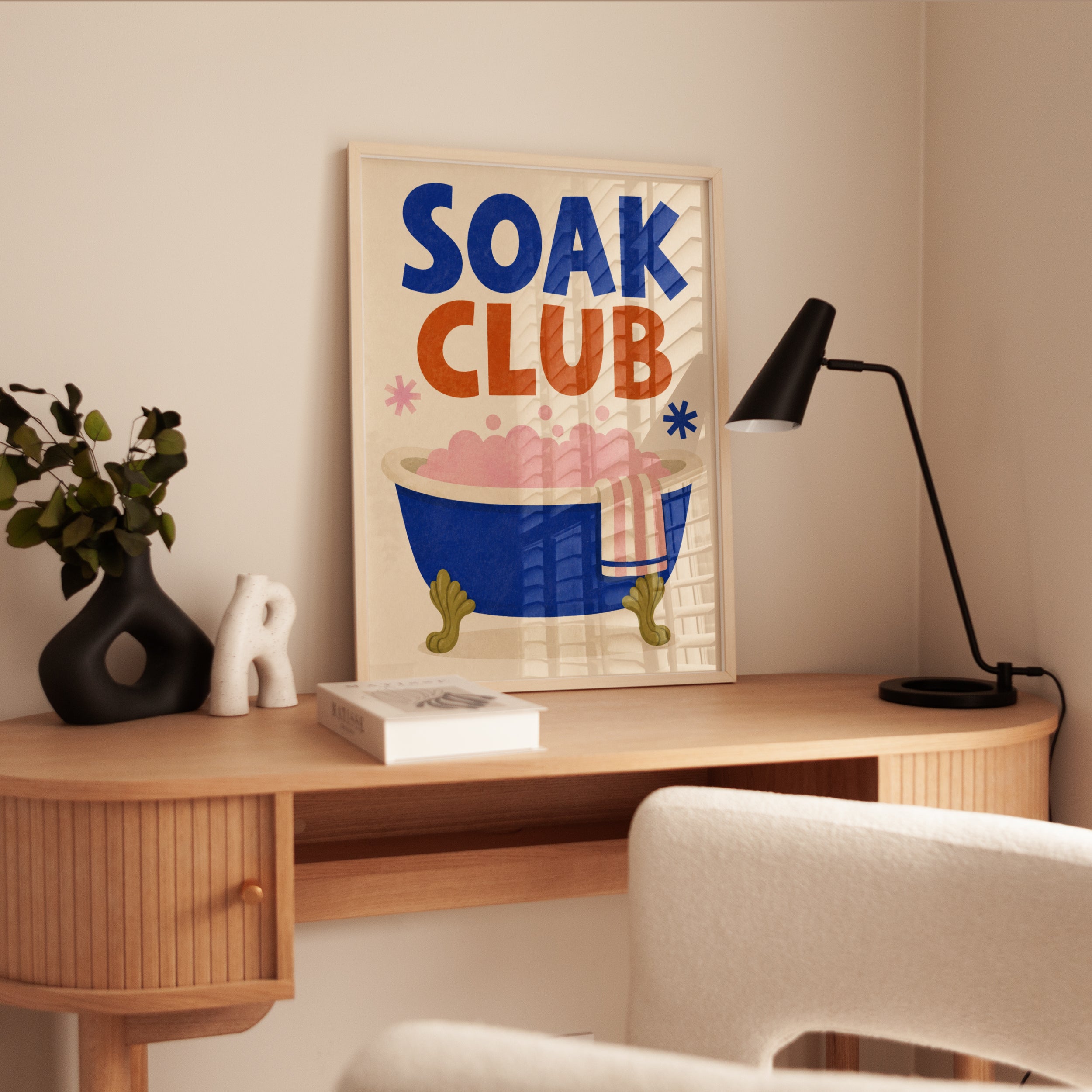Soak Club Bathtub Print - interior