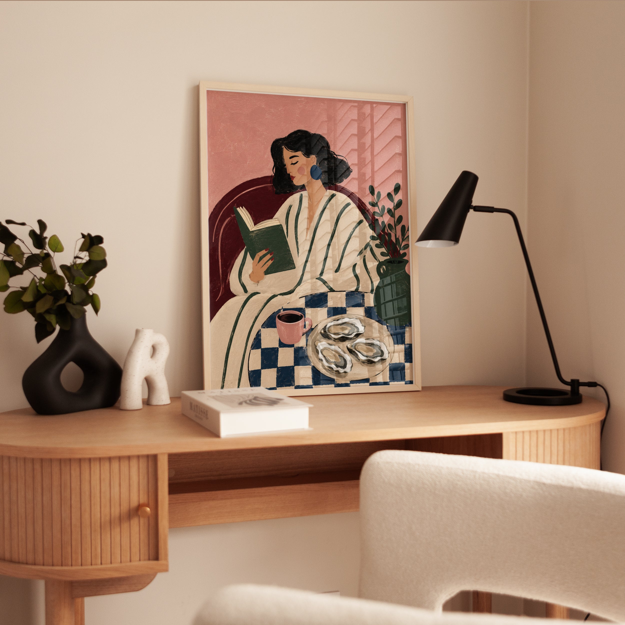 Woman Reading Wall Art – Coffee Print - interior