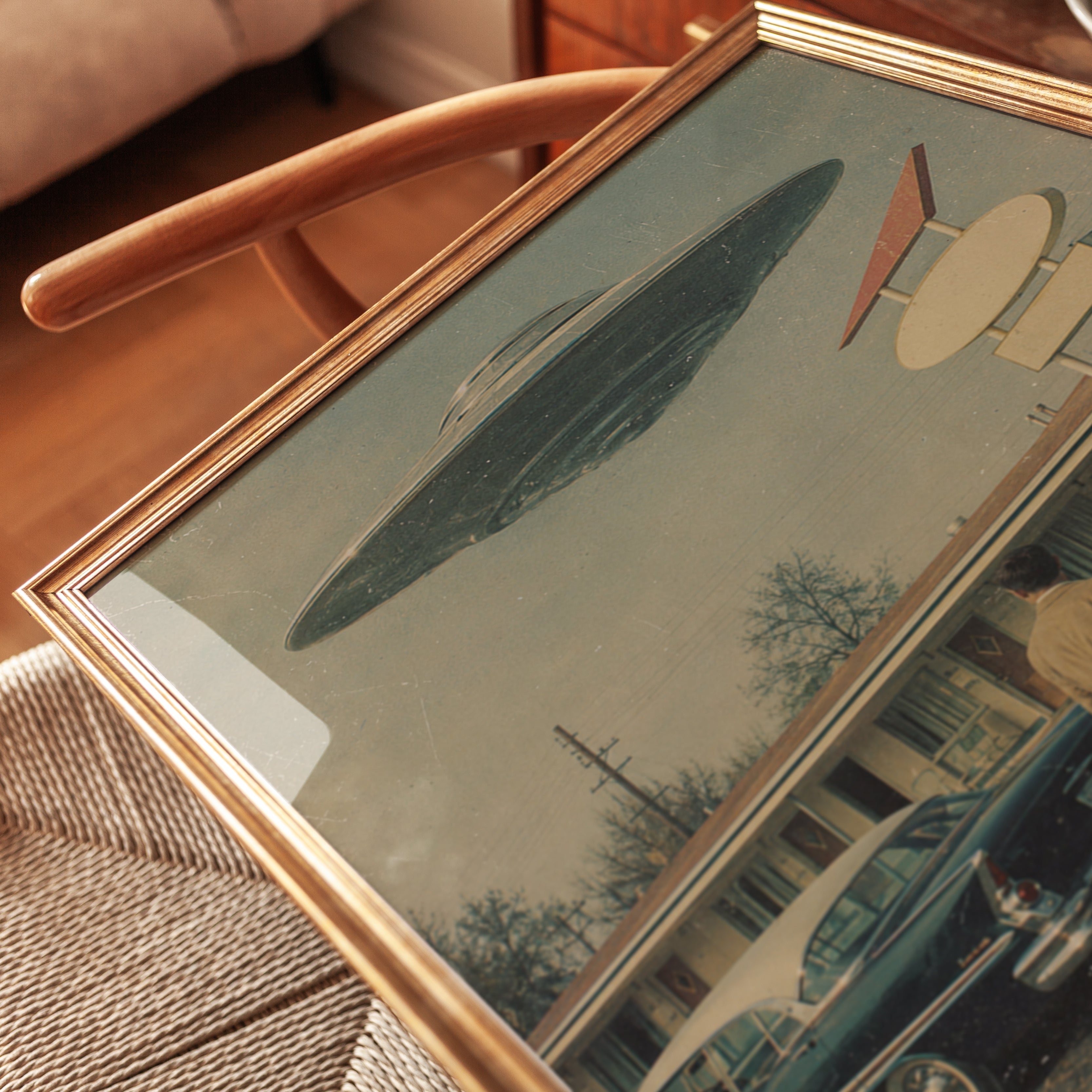 Retro UFO Motel Encounter: Vintage 1950s Science Fiction Art Print - detail