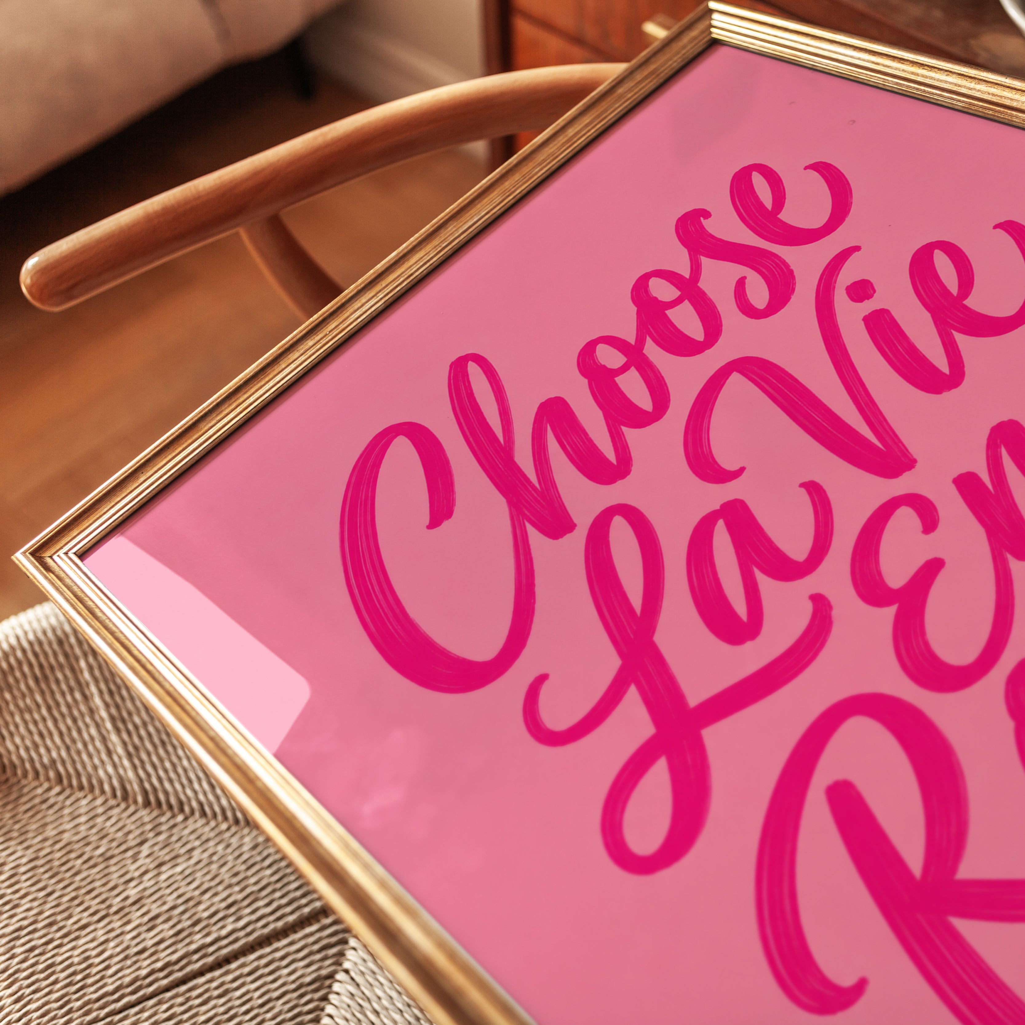 Choose La Vie En Rose Typography Print: Pink Script Lettering - detail